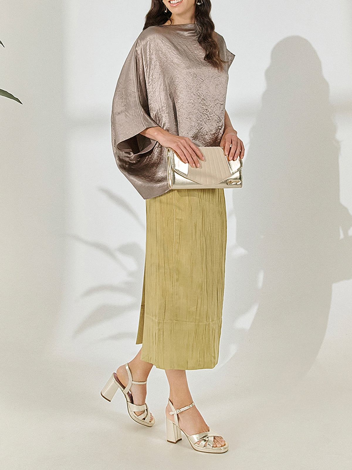 DEENA BEIGE