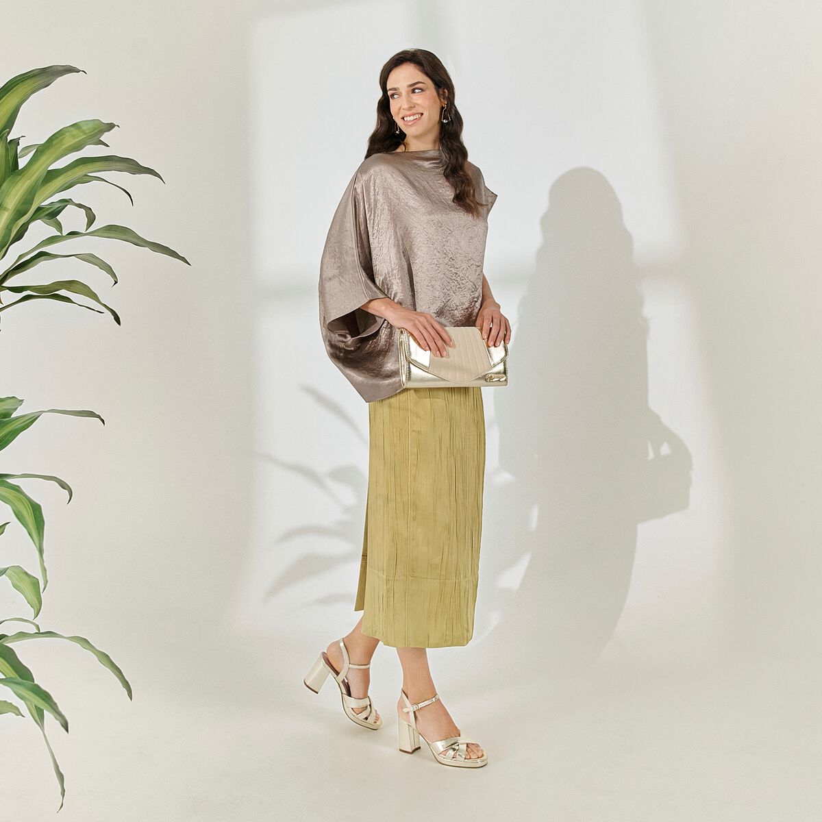 Bolsos de mano de Mujer modelo DEENA de MARIAMARE image number 3