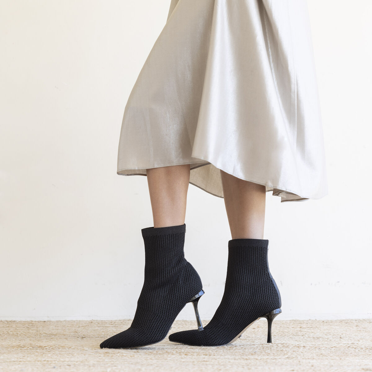 Botines de tacon de Mujer modelo BIELLA de MARIAMARE image number 3