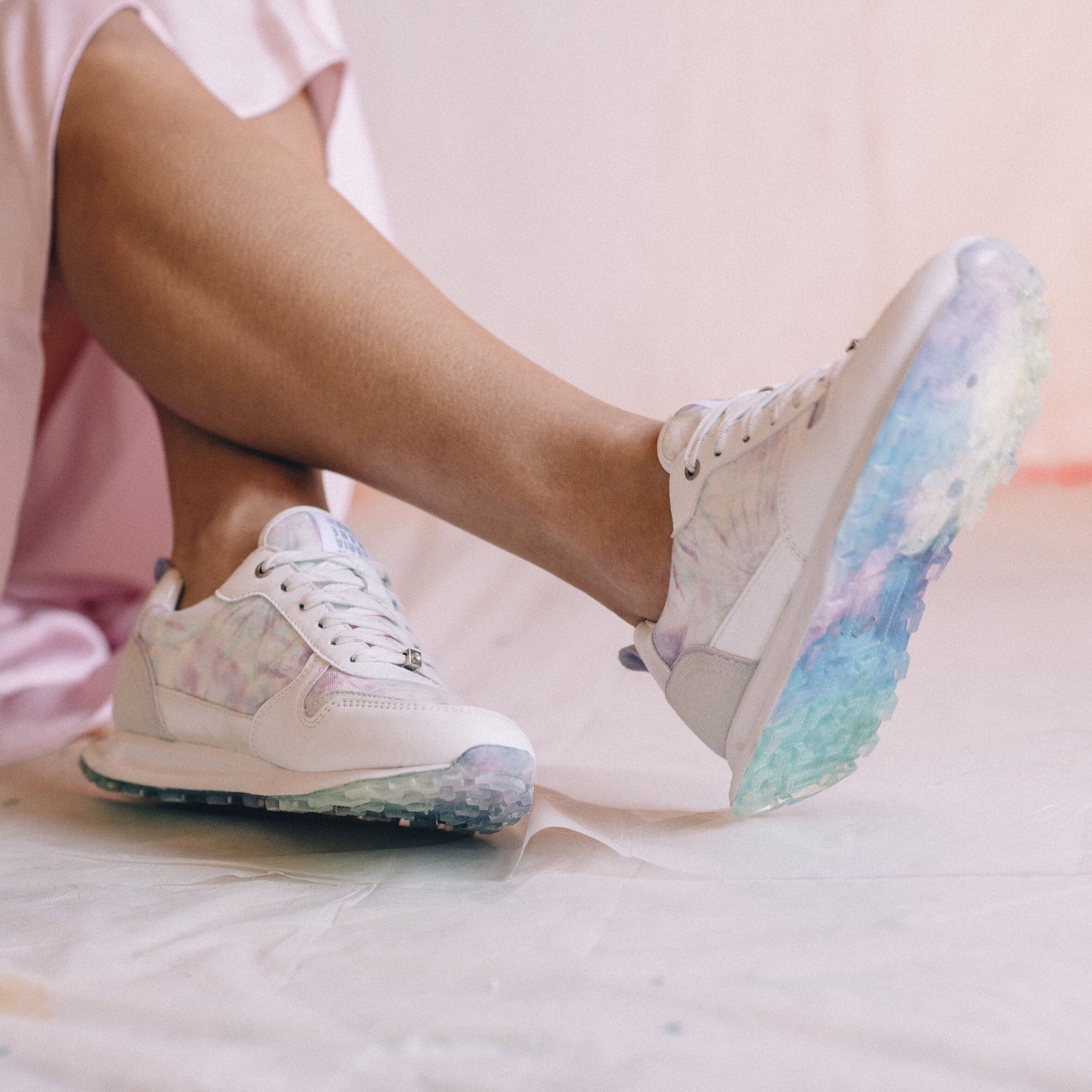 Monroe canvas sales and suede trainer