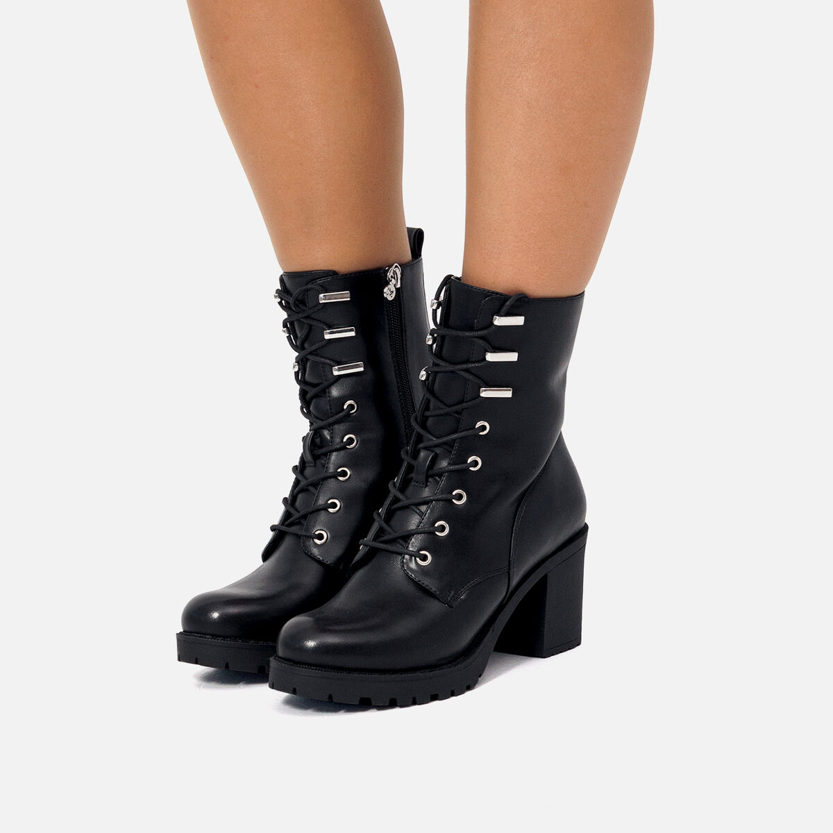 Botas de tornozelo de salto de Mulher modelo POMPEI de MARIAMARE image number 2